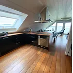 View Front 아파트 *
