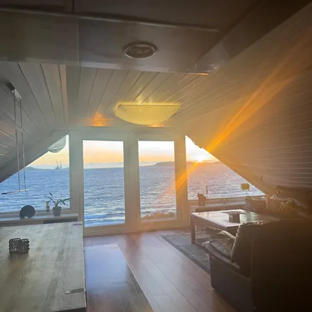 Appartamento Best View Beach Front Apartment